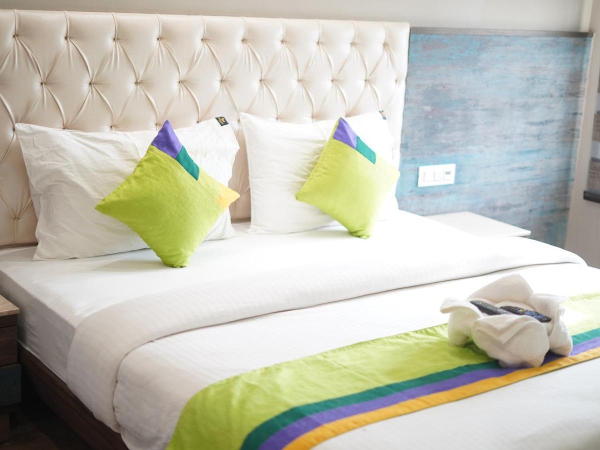 Hotel City View Luxury Near Railway Station 4*